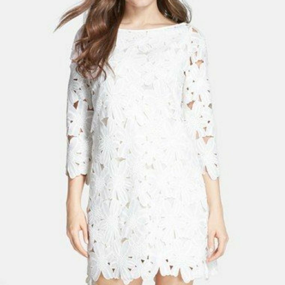 ◾ FELICITY & COCO ◾ Lace Belza Mini Dress